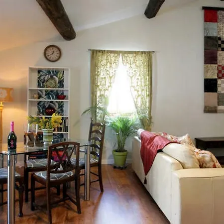 Maison De Textile