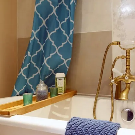 Maison De Textile * Montolieu