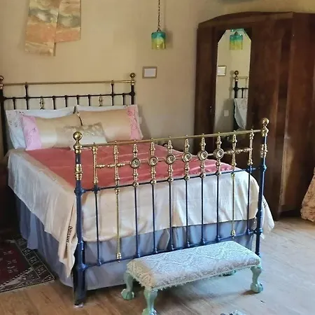 Maison De Textile Montolieu