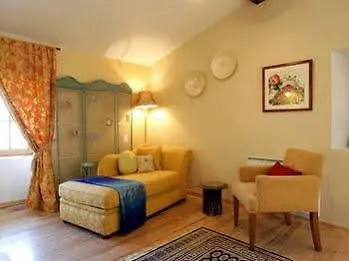 Maison De Textile